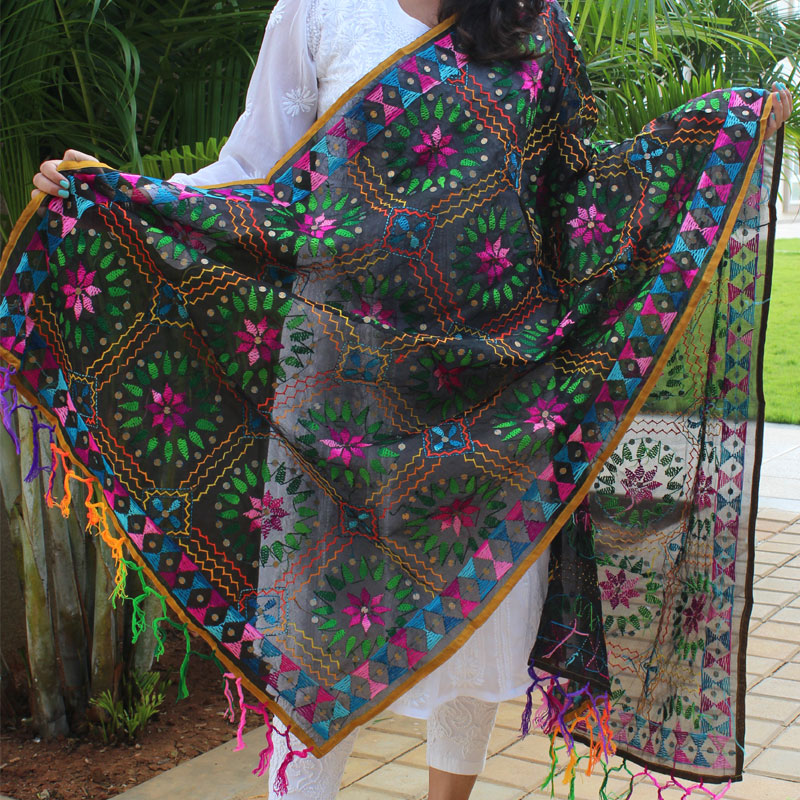 BlackChanderiPhulkari