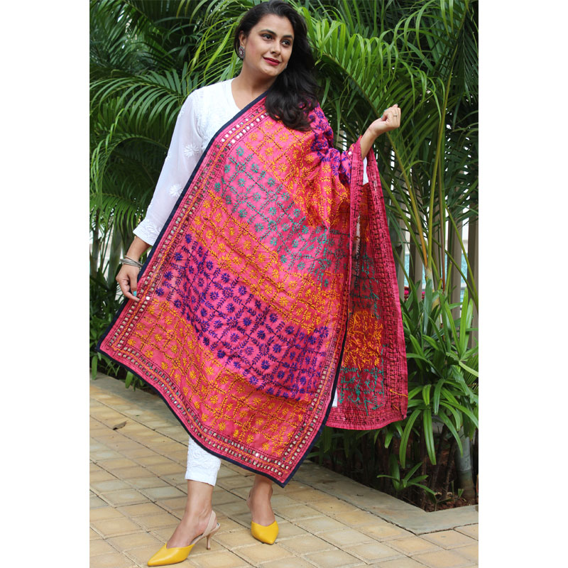Peachphulkari
