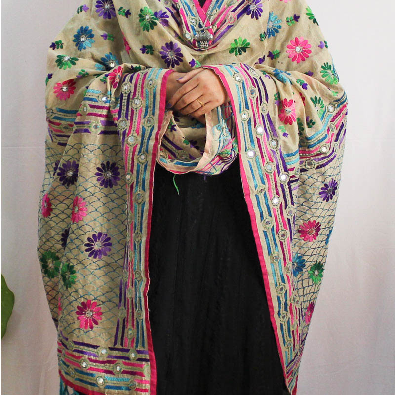 Kantha Dupatta